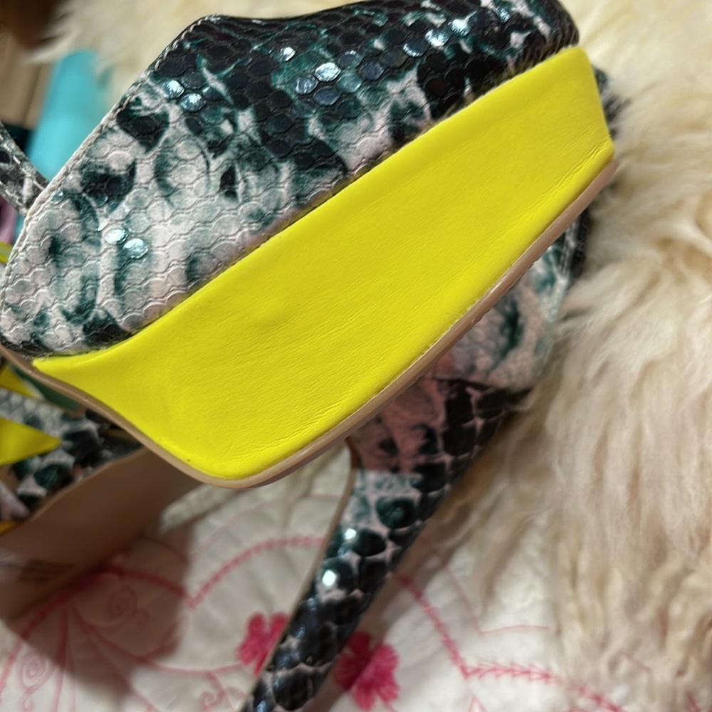 QUPID Heels - Picture 10 of 10